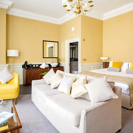Trinity Townhouse 3* Dublin
