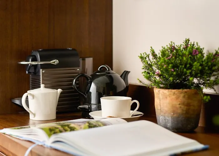 Trinity Townhouse 3*