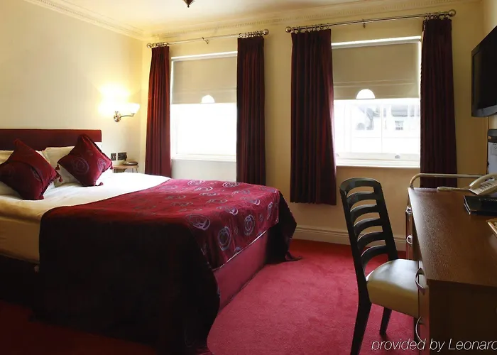 מלון Trinity Townhouse 3*