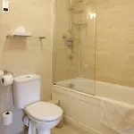 Trinity Townhouse מלון 3*