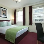 Trinity Townhouse 3*