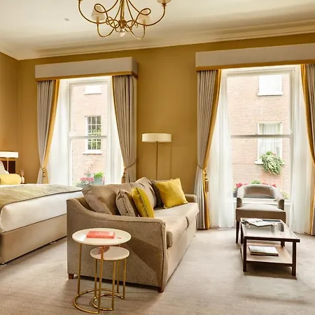 מלון Trinity Townhouse 3*