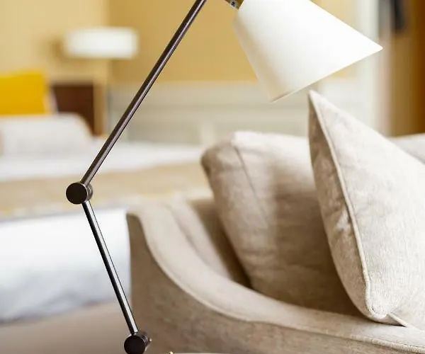 Trinity Townhouse Hotell 3*